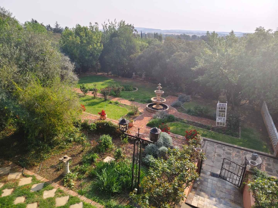 6 Bedroom Property for Sale in Quaggafontein Free State